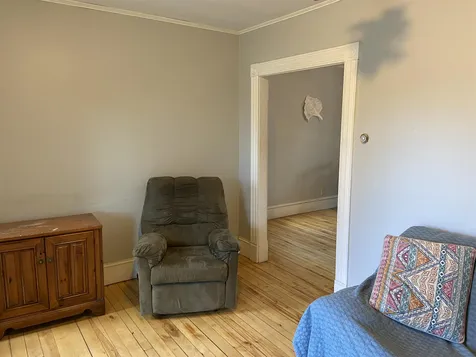 186 Mount Pleasant Street St. Johnsbury VT 05819-1136