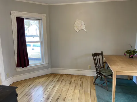 186 Mount Pleasant Street St. Johnsbury VT 05819-1136
