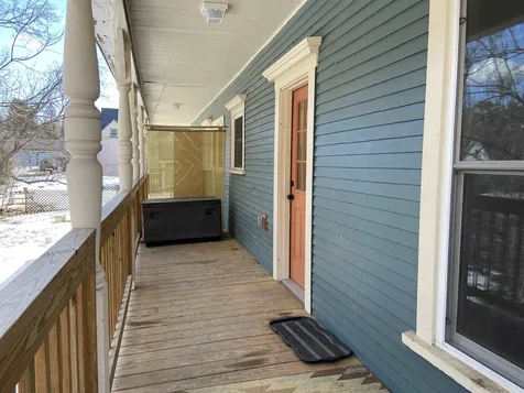 186 Mount Pleasant Street St. Johnsbury VT 05819-1136