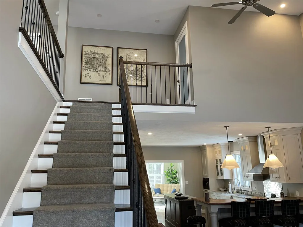 16 Chadwick Circle Windham NH 03087