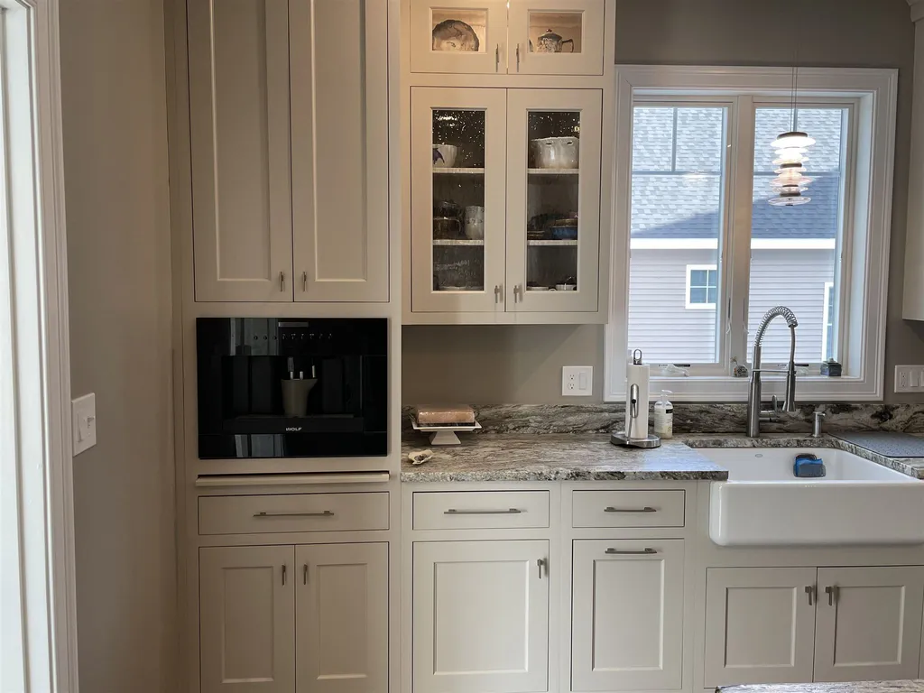 16 Chadwick Circle Windham NH 03087