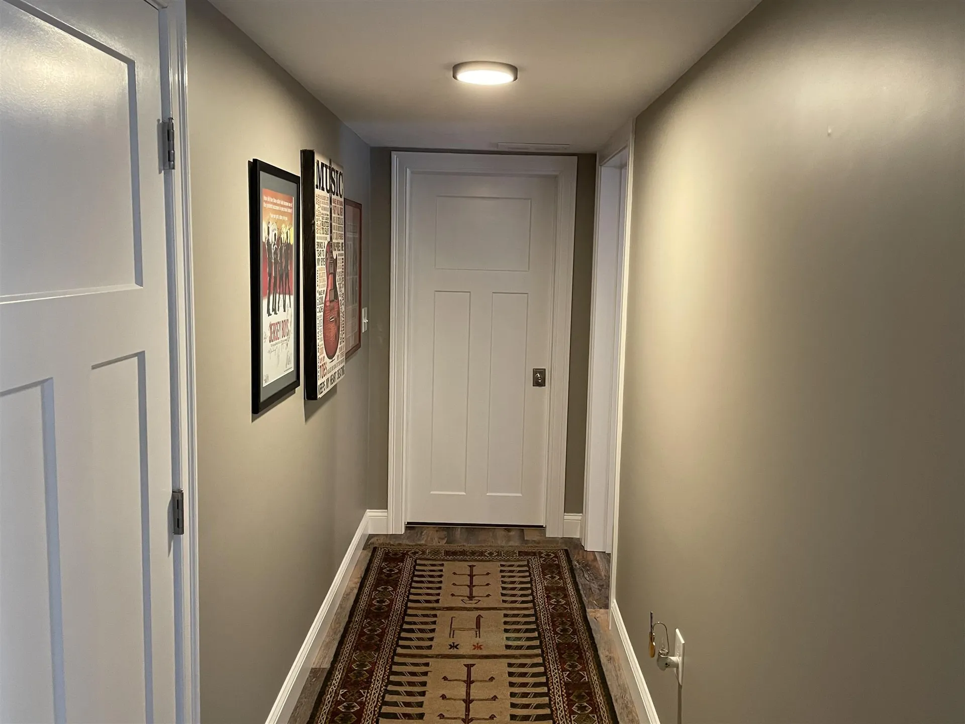 16 Chadwick Circle Windham NH 03087