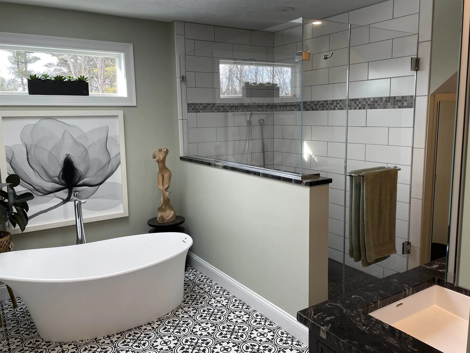 16 Chadwick Circle Windham NH 03087