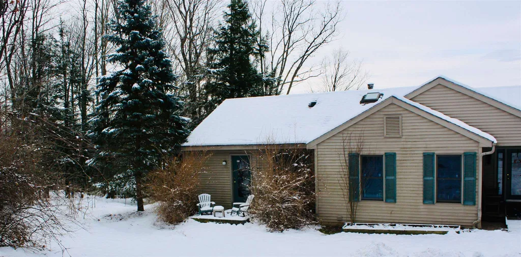1426 Pearson Road New Haven VT 05472