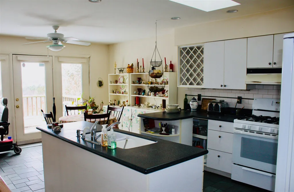 1426 Pearson Road New Haven VT 05472