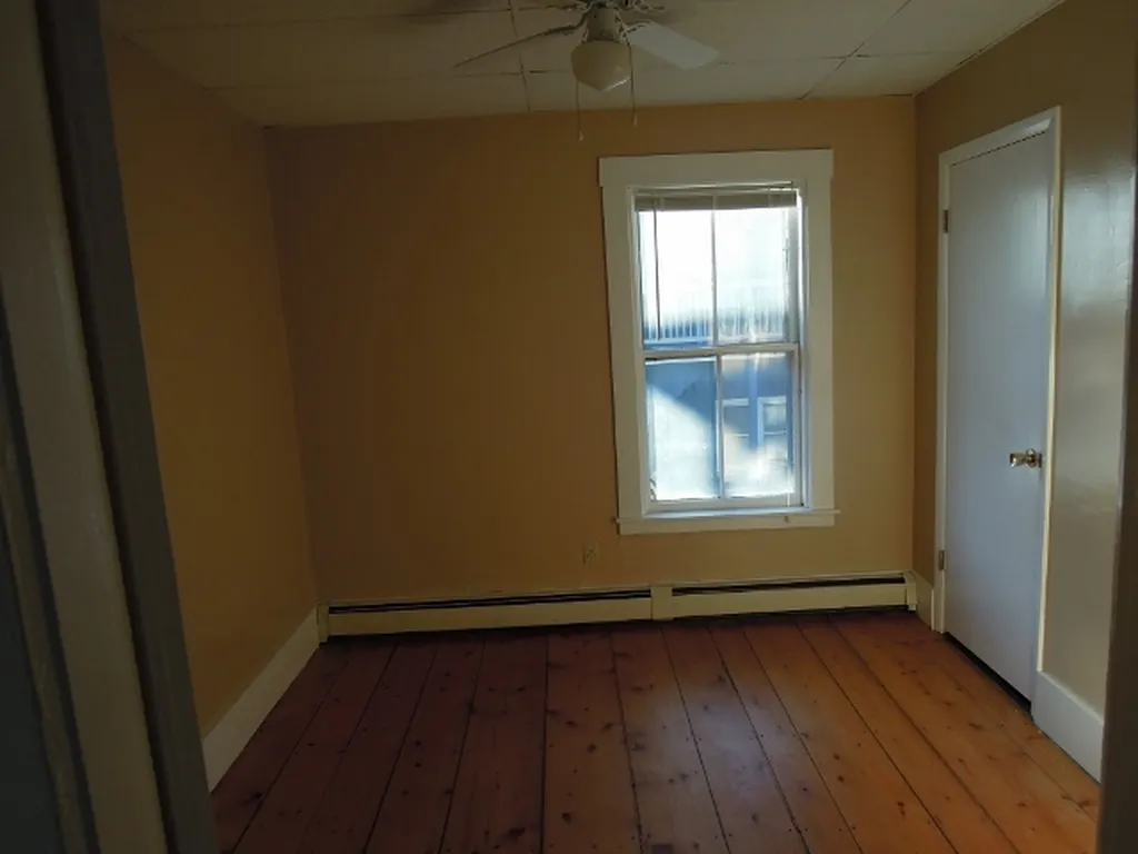 5&9 Merchant Street Walpole NH 03609