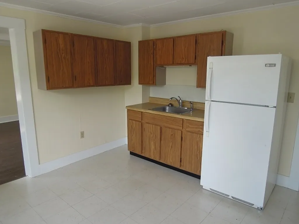 5&9 Merchant Street Walpole NH 03609