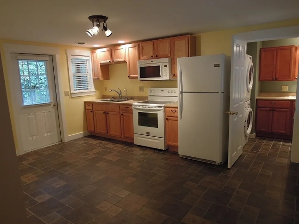 5&9 Merchant Street Walpole NH 03609