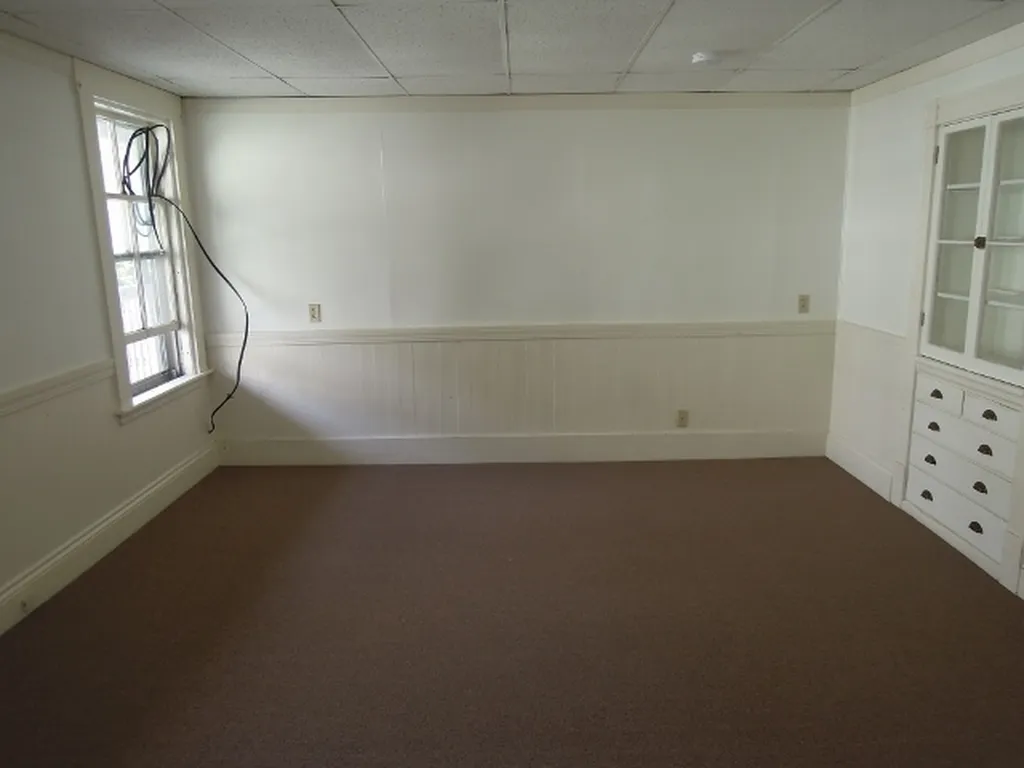 5&9 Merchant Street Walpole NH 03609
