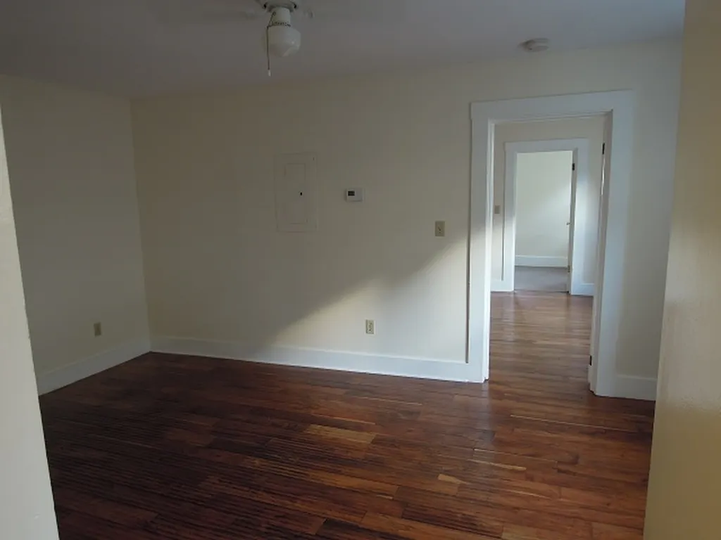 5&9 Merchant Street Walpole NH 03609