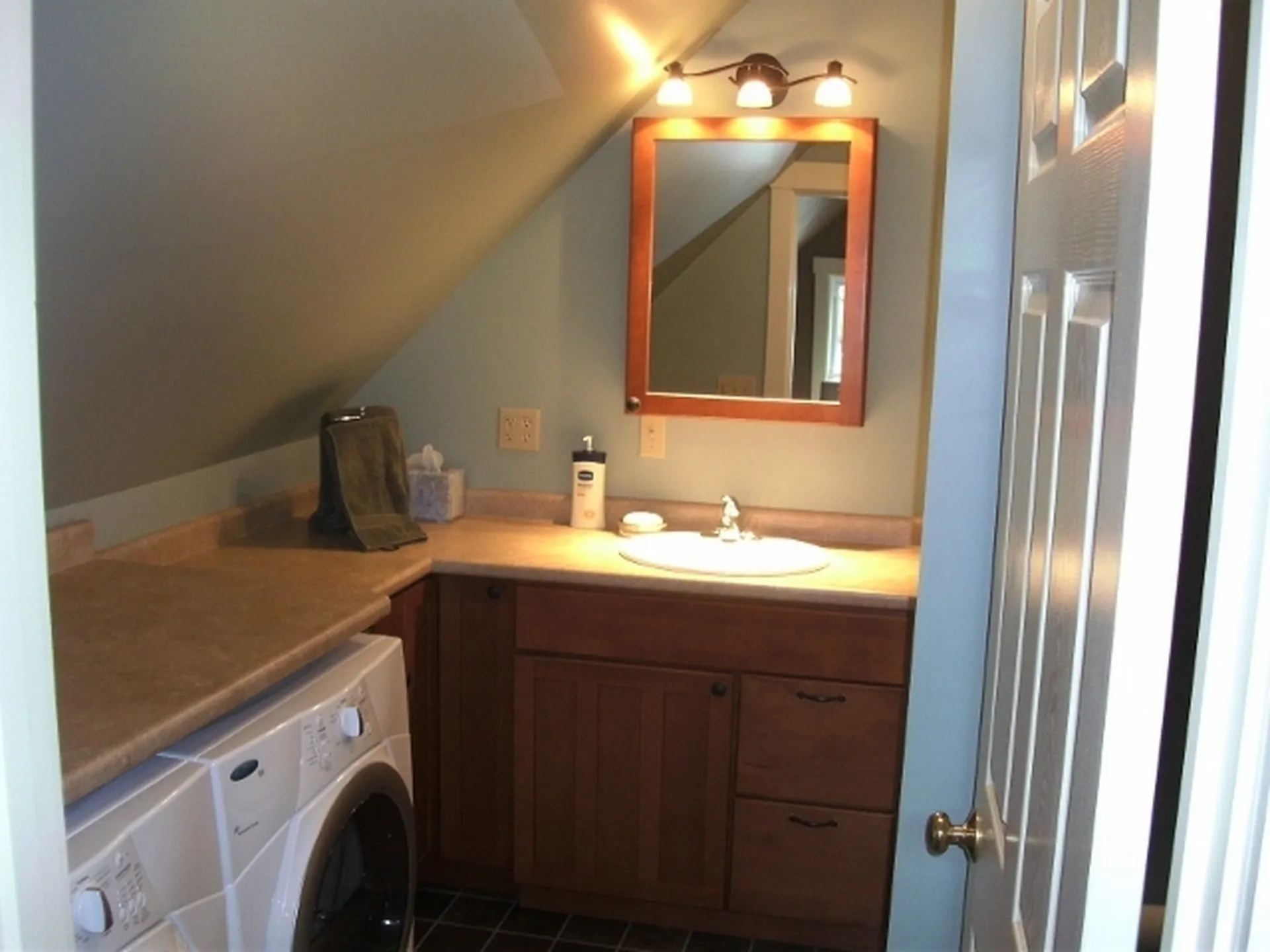 5&9 Merchant Street Walpole NH 03609