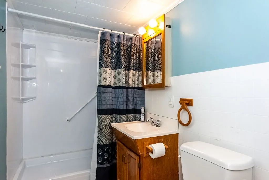 8 Crockett Street Rochester NH 03867