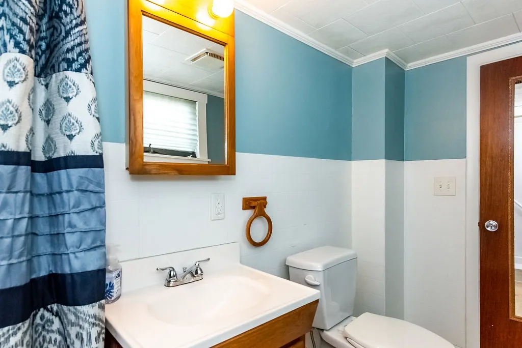 8 Crockett Street Rochester NH 03867