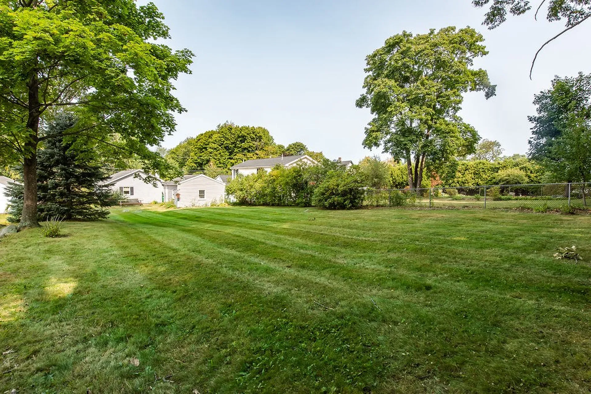 8 Crockett Street Rochester NH 03867