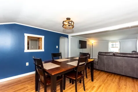 8 Crockett Street Rochester NH 03867