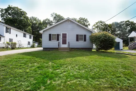 8 Crockett Street Rochester NH 03867
