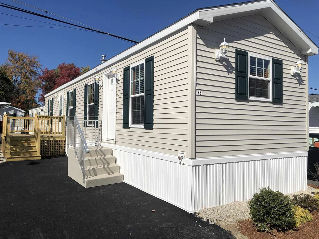 40 Brookwood Drive Salem NH 03079