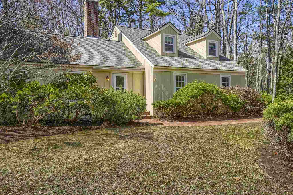 32 Nathan Lord Road Amherst NH 03031