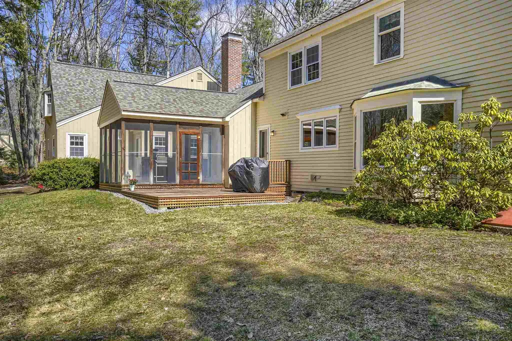 32 Nathan Lord Road Amherst NH 03031