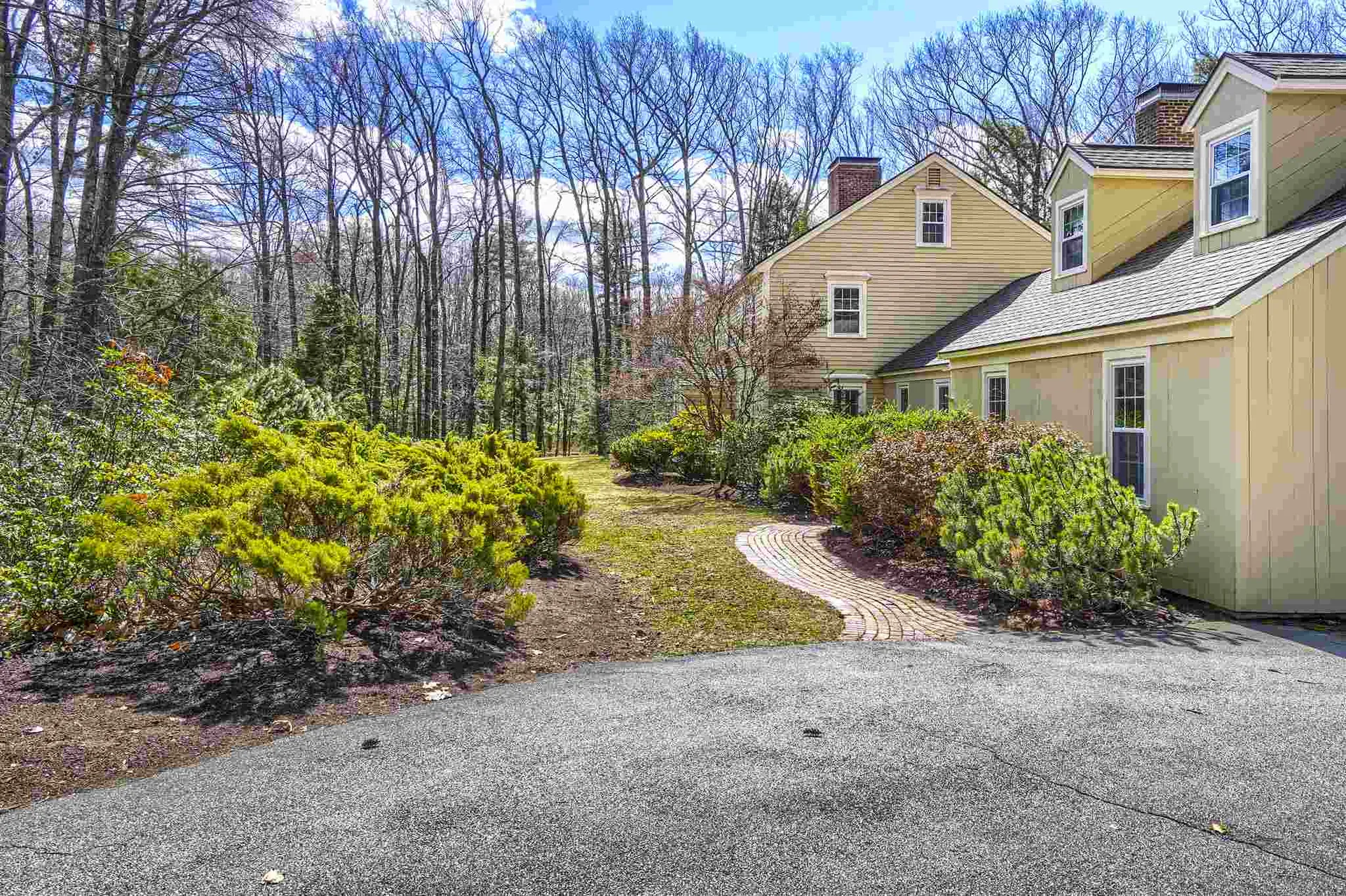 32 Nathan Lord Road Amherst NH 03031