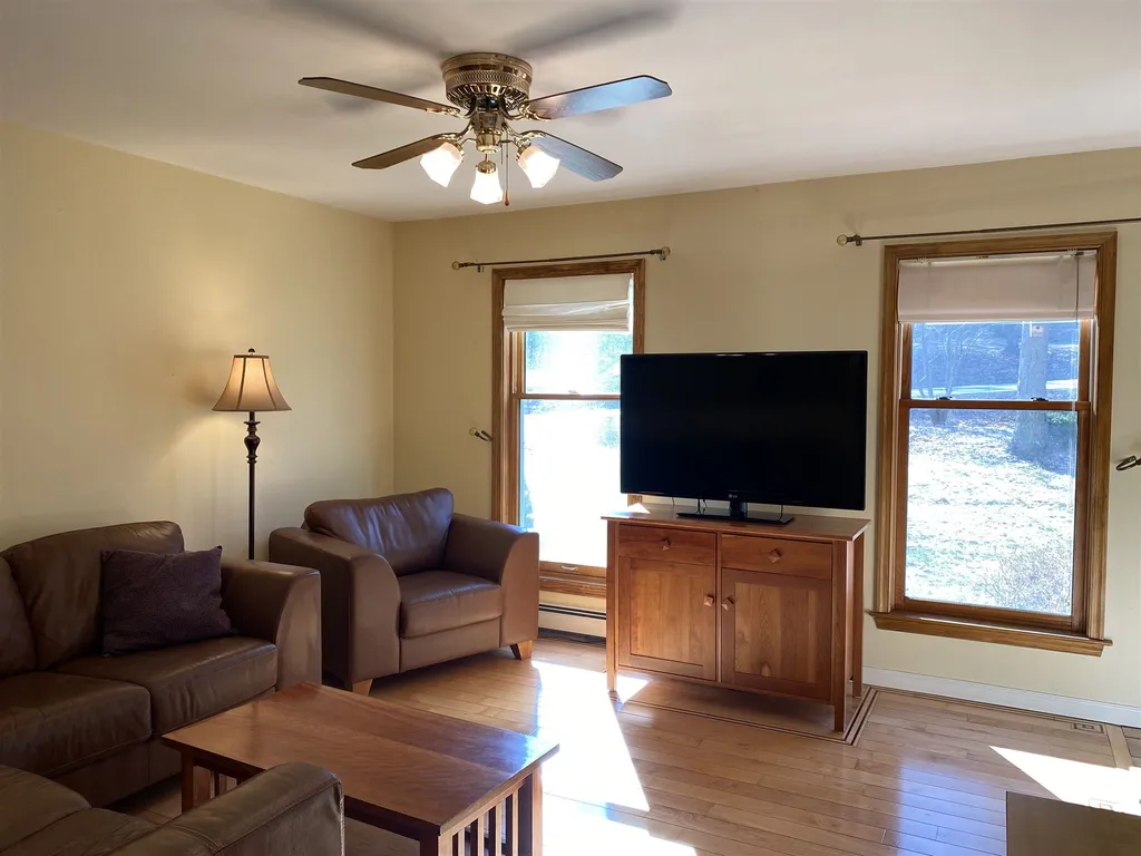 38 Woodland Road Vernon VT 05354