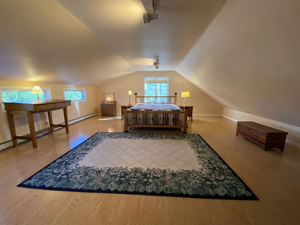 38 Woodland Road Vernon VT 05354
