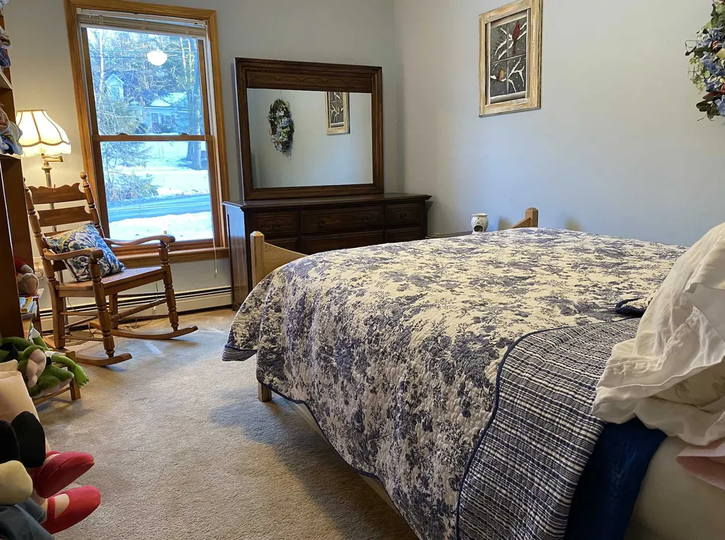 38 Woodland Road Vernon VT 05354