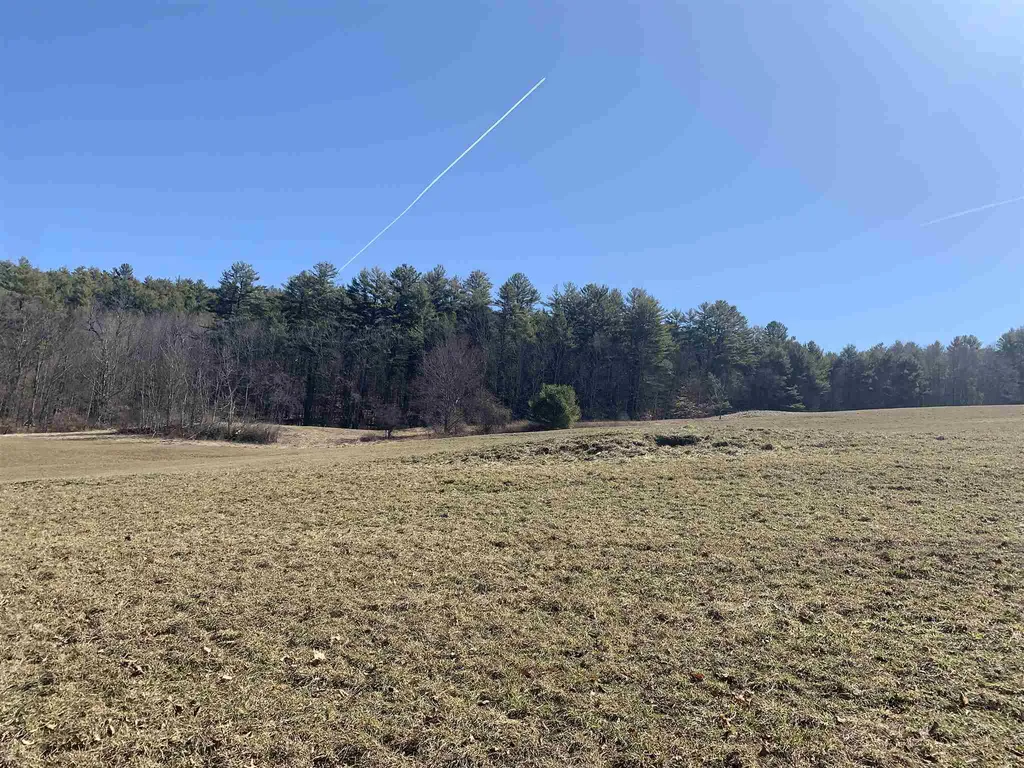 76 Grout Road Hartland VT 05048