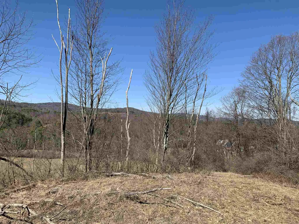 76 Grout Road Hartland VT 05048