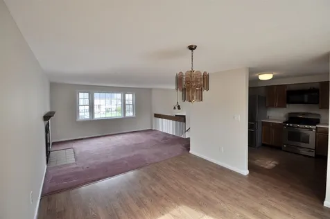 33 Brinton Drive Nashua NH 03064