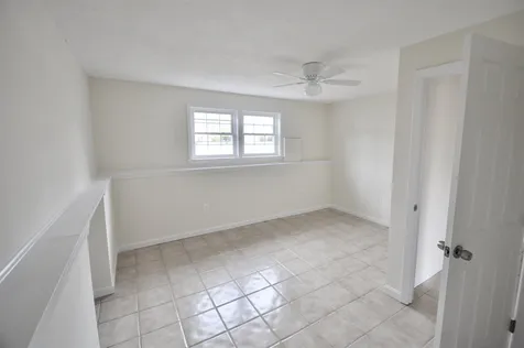 33 Brinton Drive Nashua NH 03064