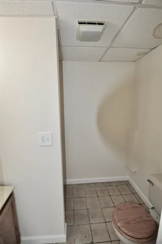33 Brinton Drive Nashua NH 03064
