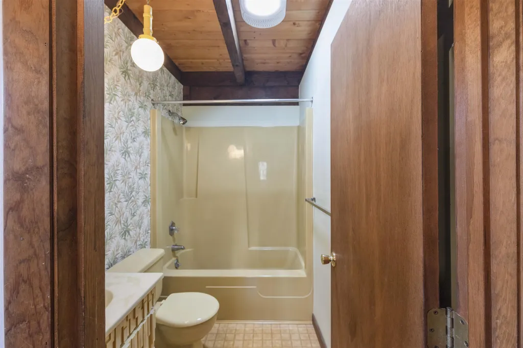 309 Chalk Pond Road Newbury NH 03255