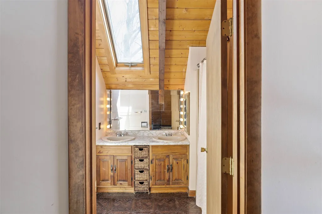 309 Chalk Pond Road Newbury NH 03255