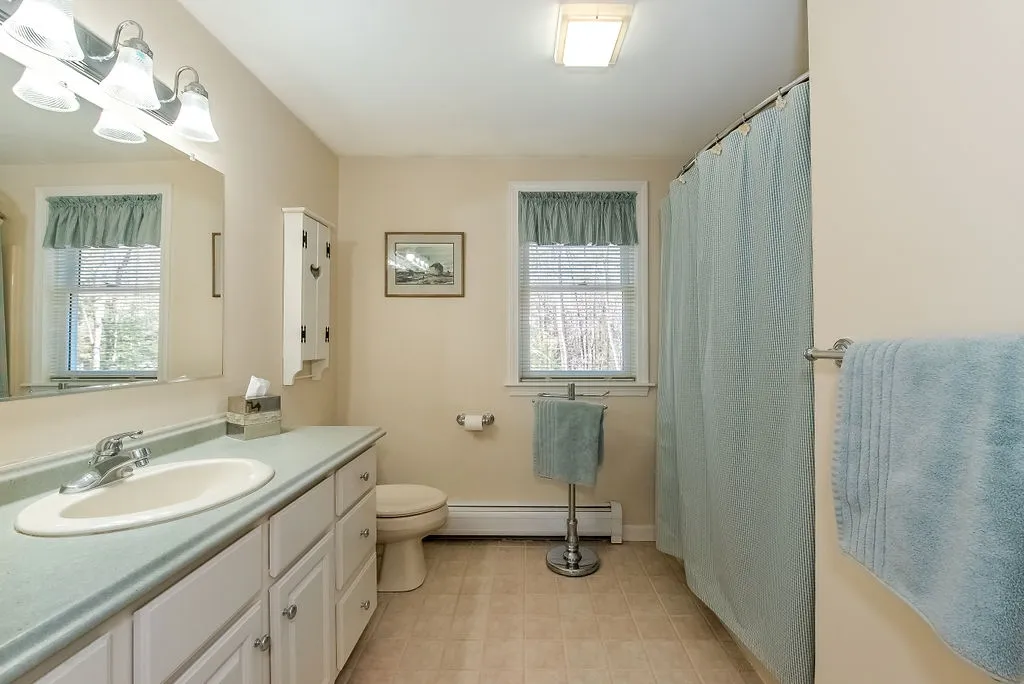 115 Sherborne Road Barrington NH 03825