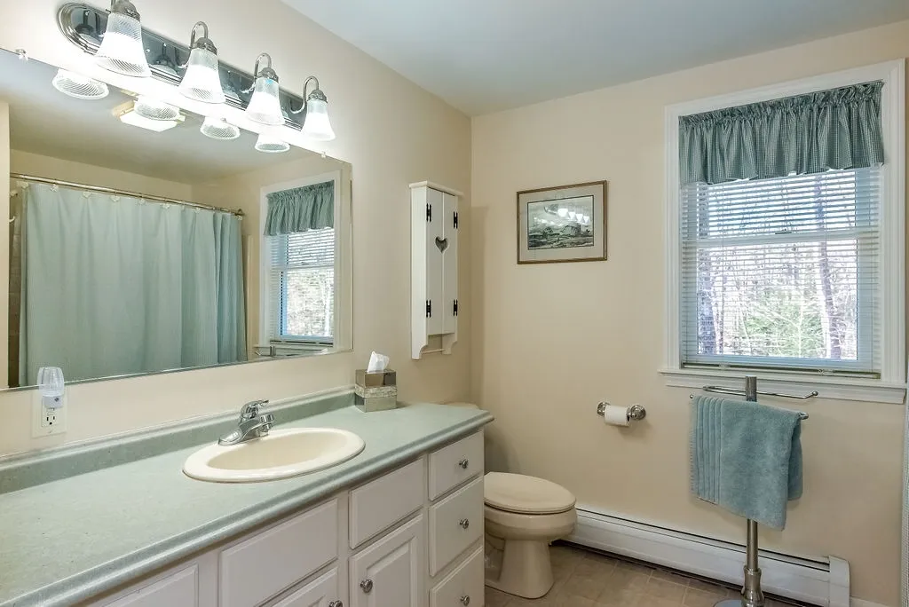 115 Sherborne Road Barrington NH 03825