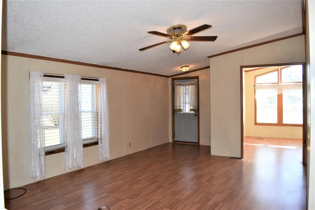 76 Plains Road Andover NH 03216