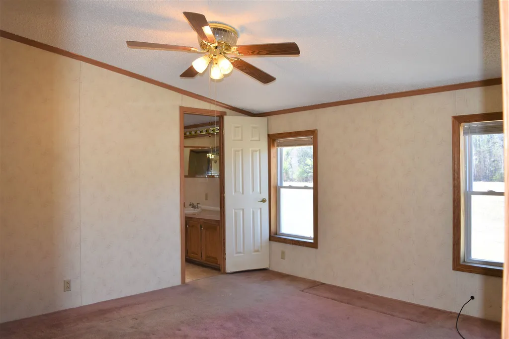 76 Plains Road Andover NH 03216