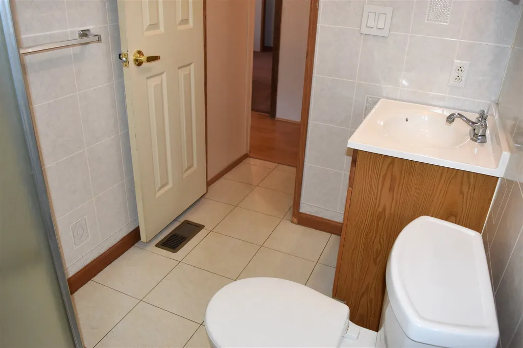 76 Plains Road Andover NH 03216