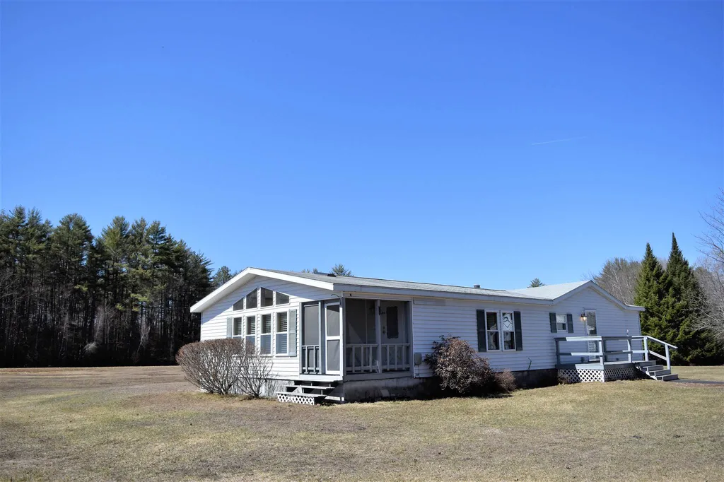 76 Plains Road Andover NH 03216