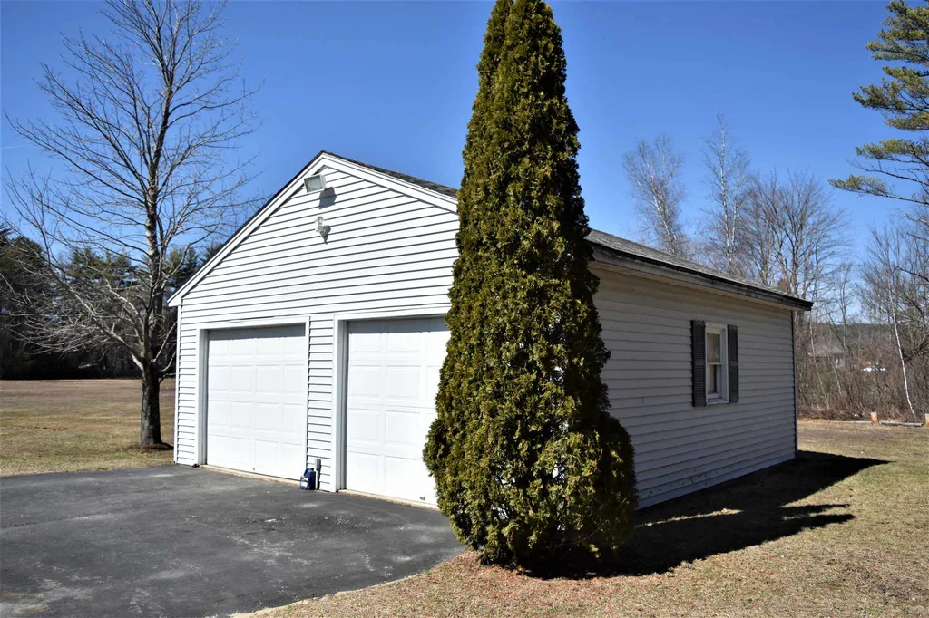 76 Plains Road Andover NH 03216