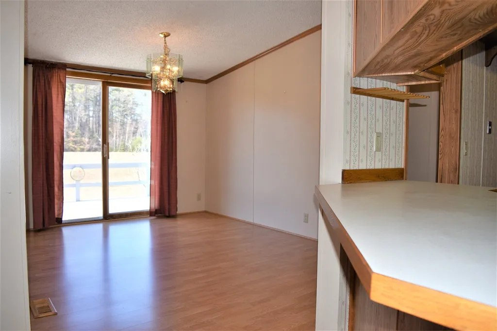 76 Plains Road Andover NH 03216