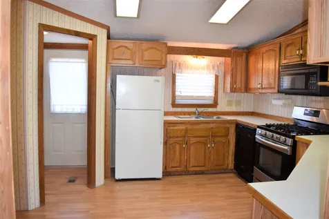 76 Plains Road Andover NH 03216