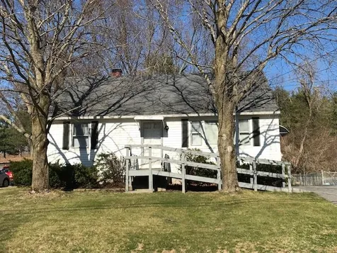 180 River Bank Road Manchester NH 03103