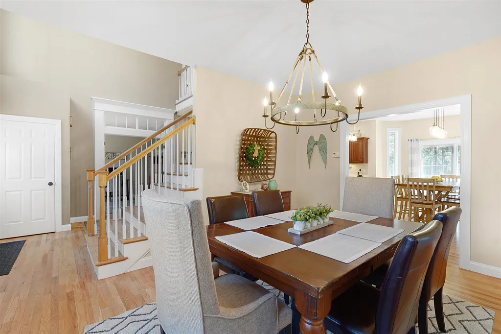 9 Greenleaf Circle Brentwood NH 03833