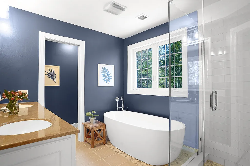 9 Greenleaf Circle Brentwood NH 03833