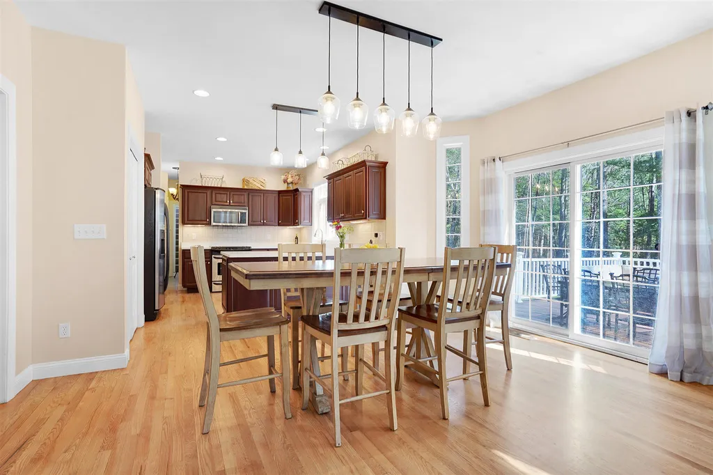 9 Greenleaf Circle Brentwood NH 03833