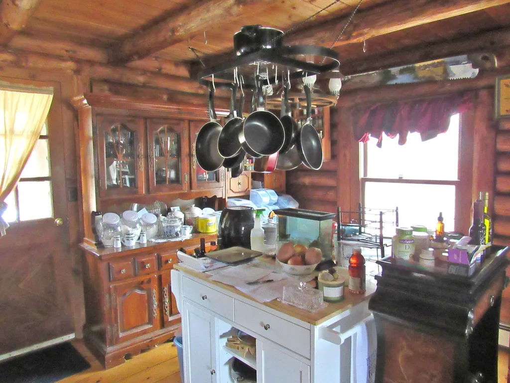 127 Bellows Falls Road Putney VT 05346