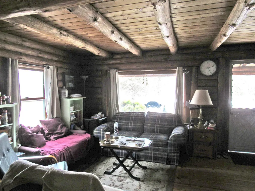 127 Bellows Falls Road Putney VT 05346