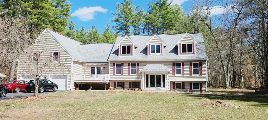107 Farley Road Nashua NH 03063